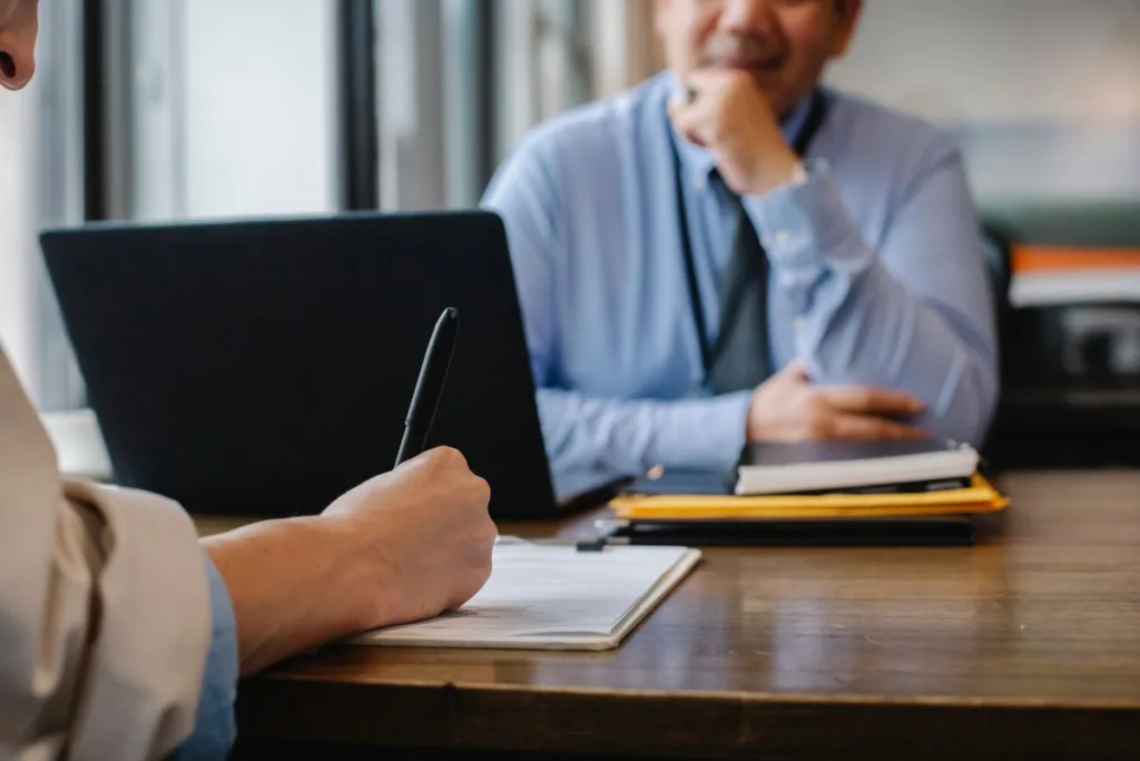 Cada vez más empresas incorporan tests psicométricos en sus procesos de selección, sobre todo en búsquedas de jóvenes profesionales, programas de pasantías e ingresos a trainee programs. Este tipo de evaluaciones permite a los empleadores obtener una visión objetiva de las habilidades, el perfil y el potencial de los candidatos.