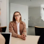 Entrevistas exitosas: buenas prácticas para optimizar tu lenguaje corporal