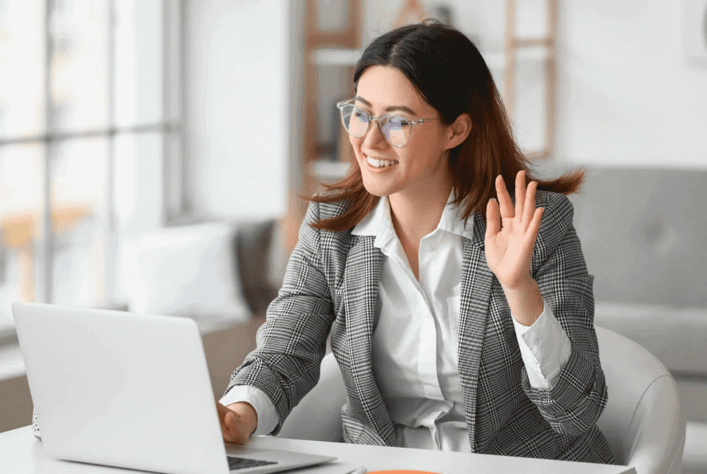 Las entrevistas laborales son una instancia decisiva dentro del proceso de búsqueda de empleo. De su resultado depende muchas veces la posibilidad de acceder al puesto deseado o de quedarse a las puertas de una gran oportunidad. Prepararse de manera adecuada puede marcar la diferencia, y hoy la tecnología ofrece herramientas innovadoras para hacerlo de forma más efectiva.